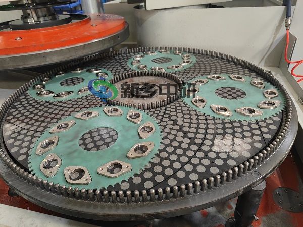 雙面研磨機(jī)不銹鋼工件研磨